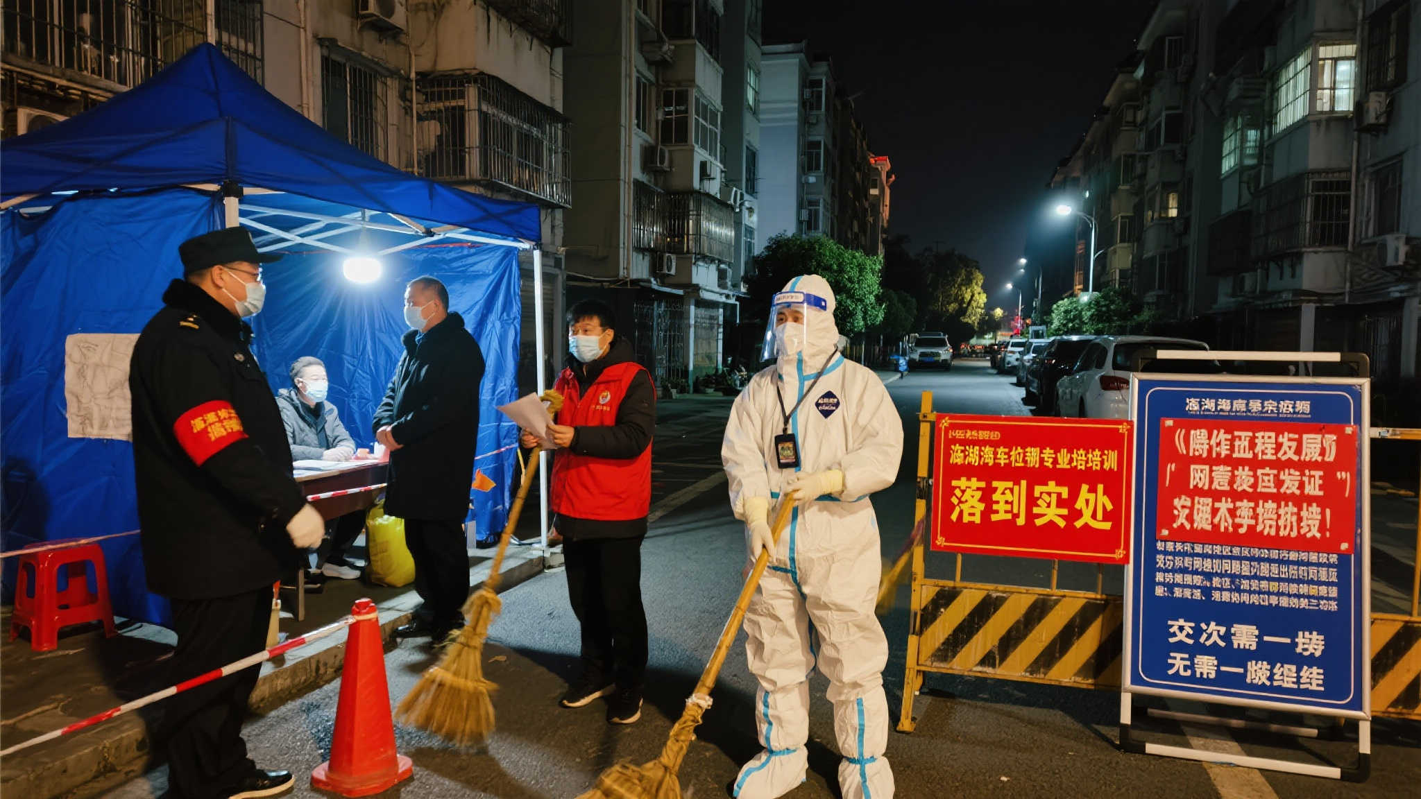 江苏连云港、常州福彩齐心抗疫 共筑防控屏障 具体到操作层面,我们可以看到两地深刻践行